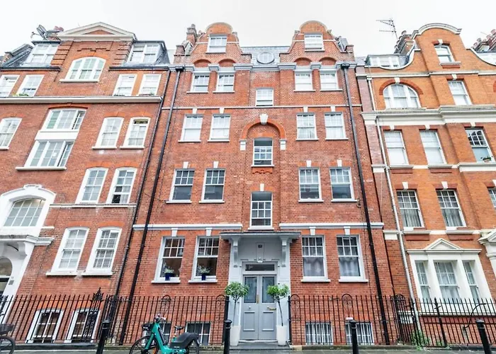 City Centre Garden Flat